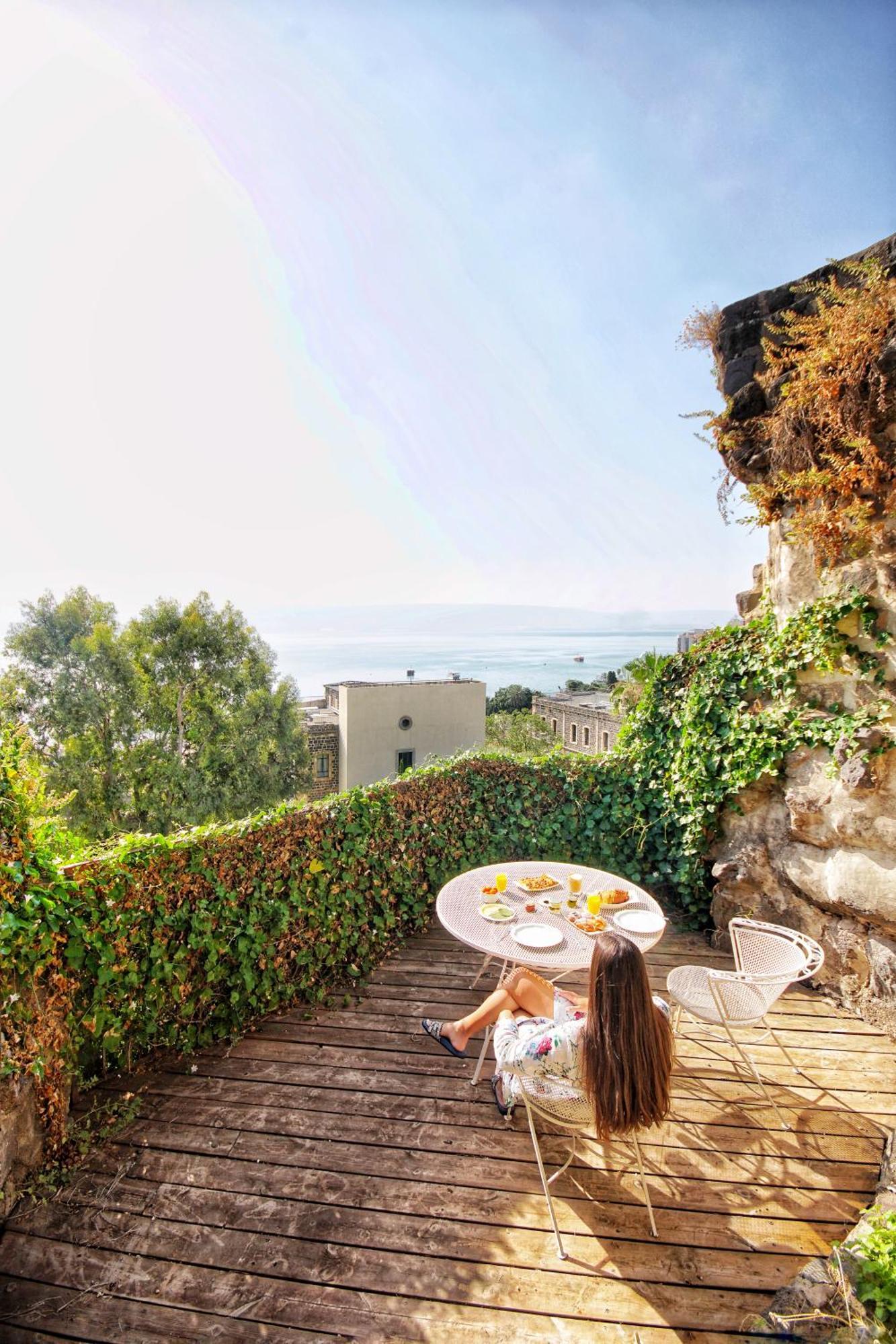 Dona Castle Hotel Tiberias Exterior photo